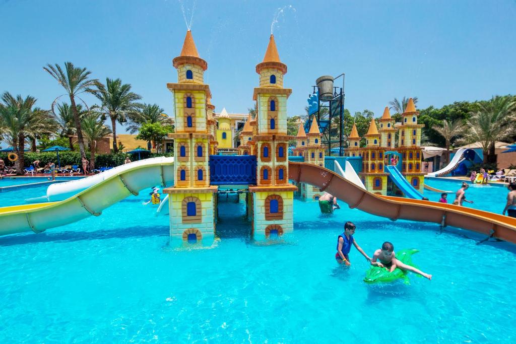 MIRAGE BAY HOTEL& AQUA PARK